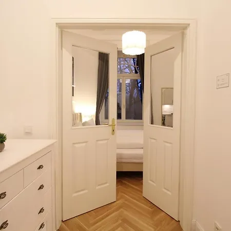 Zu Besuch Im Palast - Perfekte Lage *