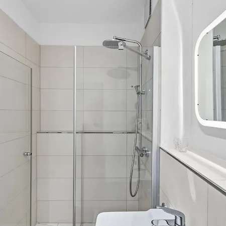 Zu Besuch Im Palast - Perfekte Lage