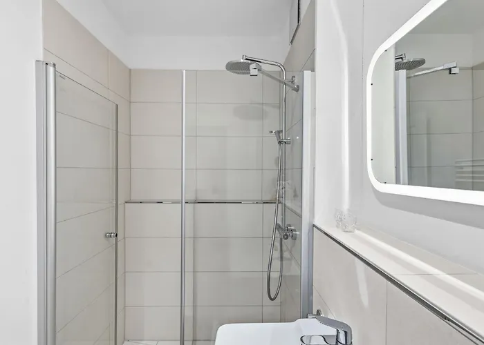 Zu Besuch Im Palast - Perfekte Lage