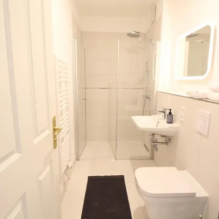 Zu Besuch Im Palast - Perfekte Lage Dresden